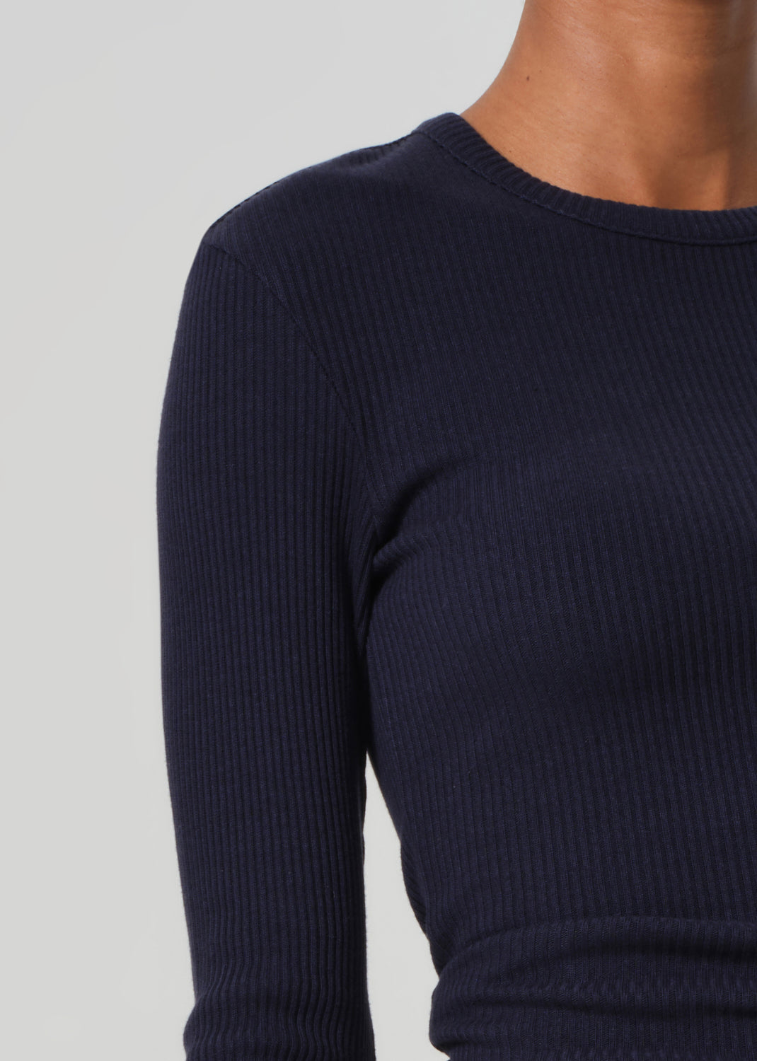 Bina Crewneck in Navy