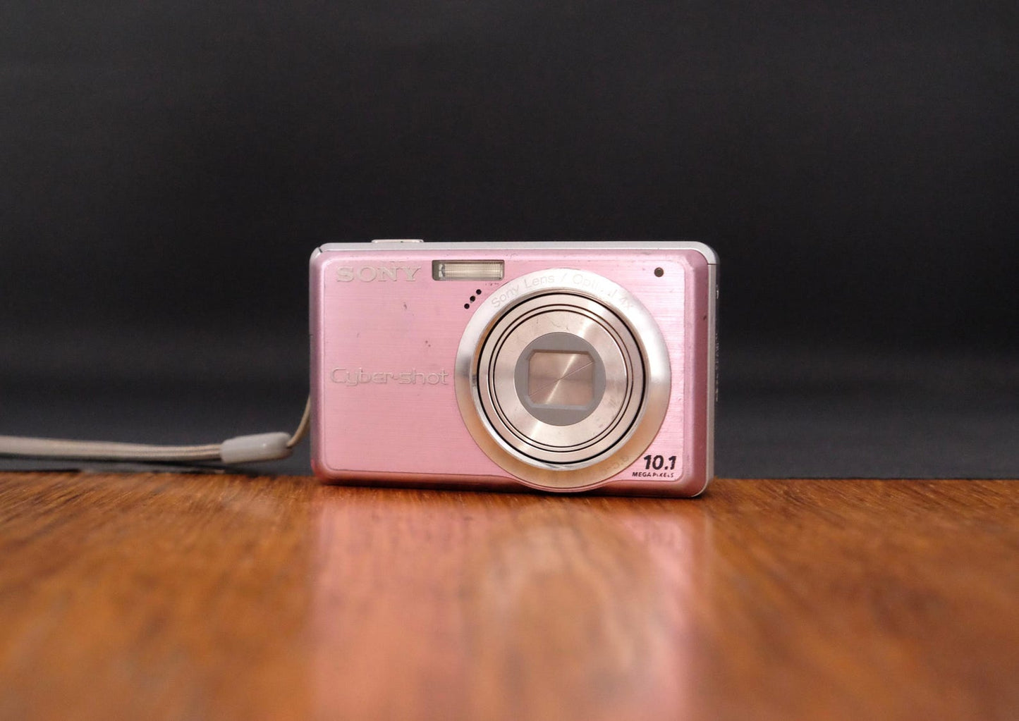 Sony Cybershot DSC-S950 10MP 4x Optical Zoom Compact Digital Camera Pink