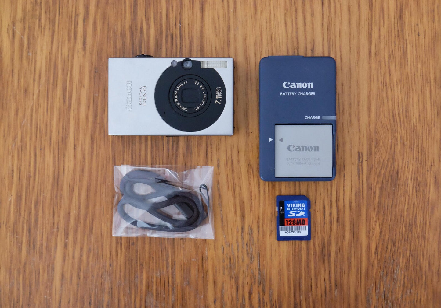 Canon IXUS 70 7.1MP 3x Optical Zoom Compact Digital Camera