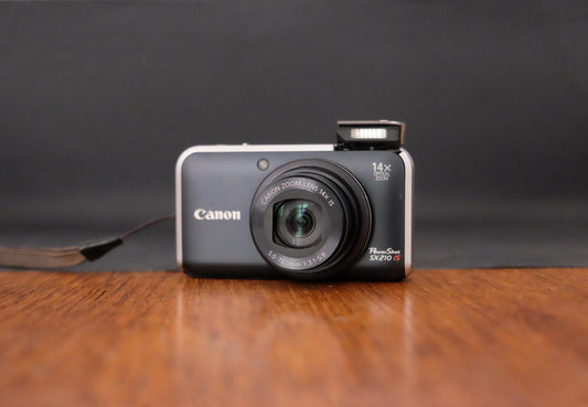 Canon PowerShot SX210 IS 14MP 14x Optical Zoom Compact Digital Camera