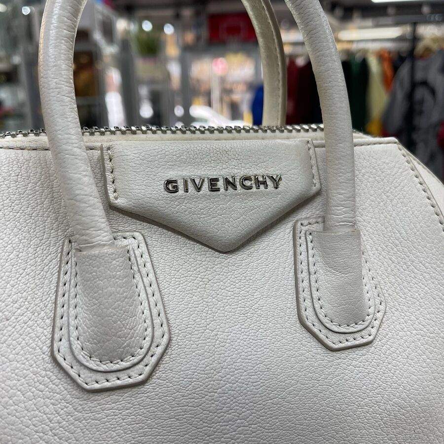 Authentic Givenchy Antigona Crossbody Bag Pearl White