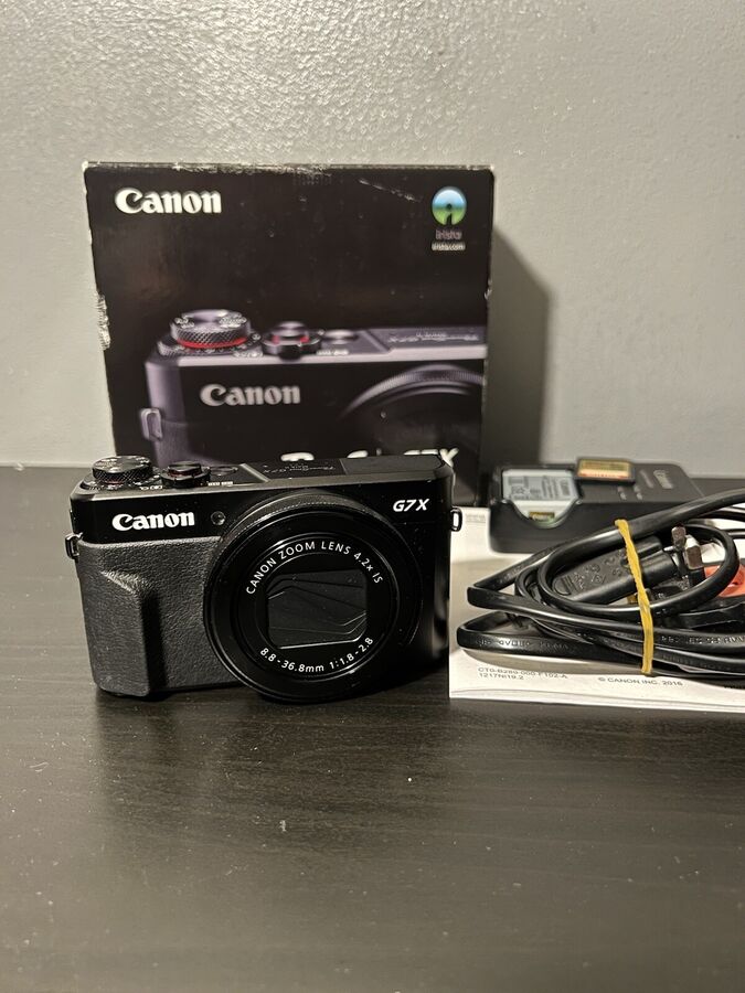 Canon PowerShot G7 X Mark II Compact Camera - Black + SD card