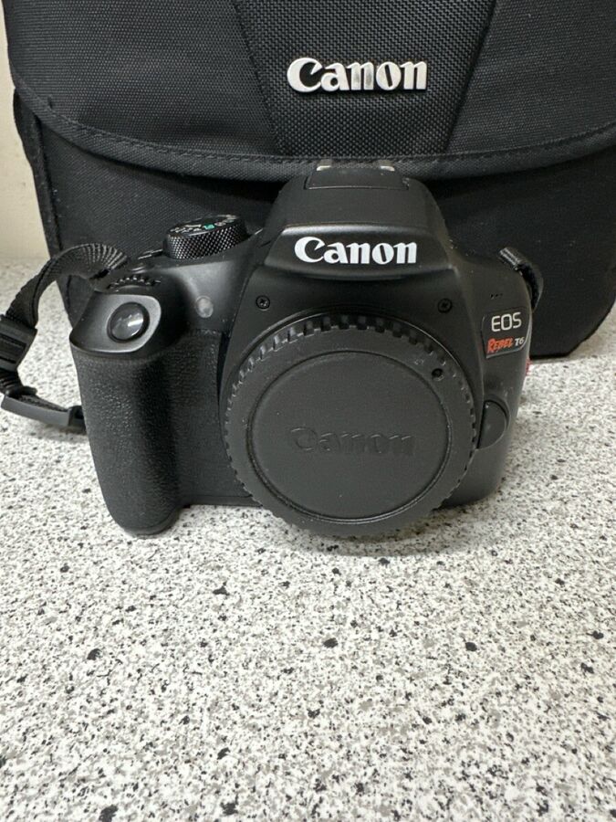 Canon EOS Rebel T6 Camera & 18-55mm Lens & 75-300 Lens + BAG (E14001913)